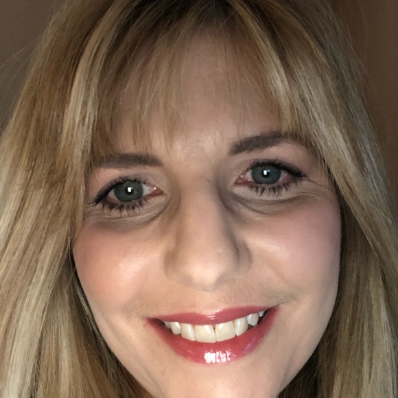 Meet your Posher, Kim - Picture 1 of 1